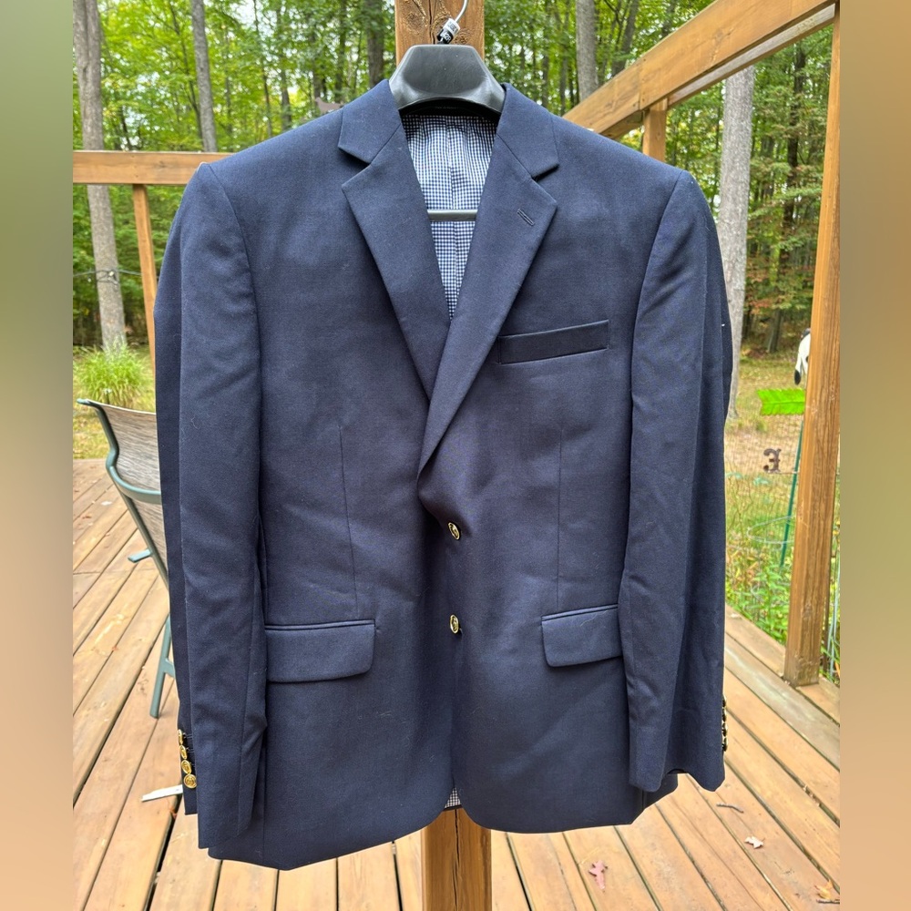Stafford 42R Navy Blue suit